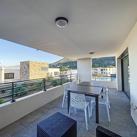 Apartmán Moderne T3 Avec Piscine Et Terrasse A Calvi - Fr-1-719-28 *
